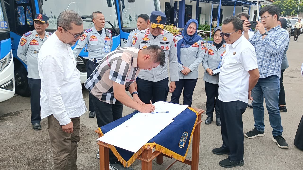 PT.BIG melalui Dishub Kota Cirebon Serahkan Armada BRT sebagai Barang Milik Daerah, Rampcheck Dilakukan untuk Pengamanan Aset