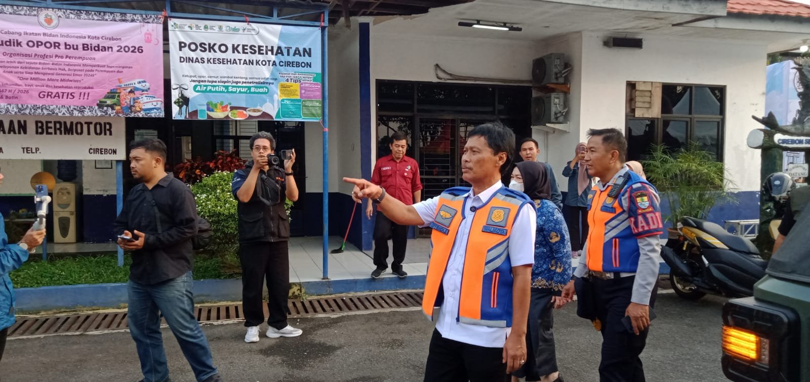 Wali Kota Cirebon Tinjau Langsung Pos Pengamanan Arus Mudik Lebaran 2026