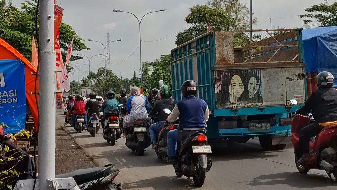 Hari Terakhir Pemantauan, Arus Balik H plus 7 Capai Puncak dengan 97 Ribu Kendaraan Melintas di Kota Cirebon